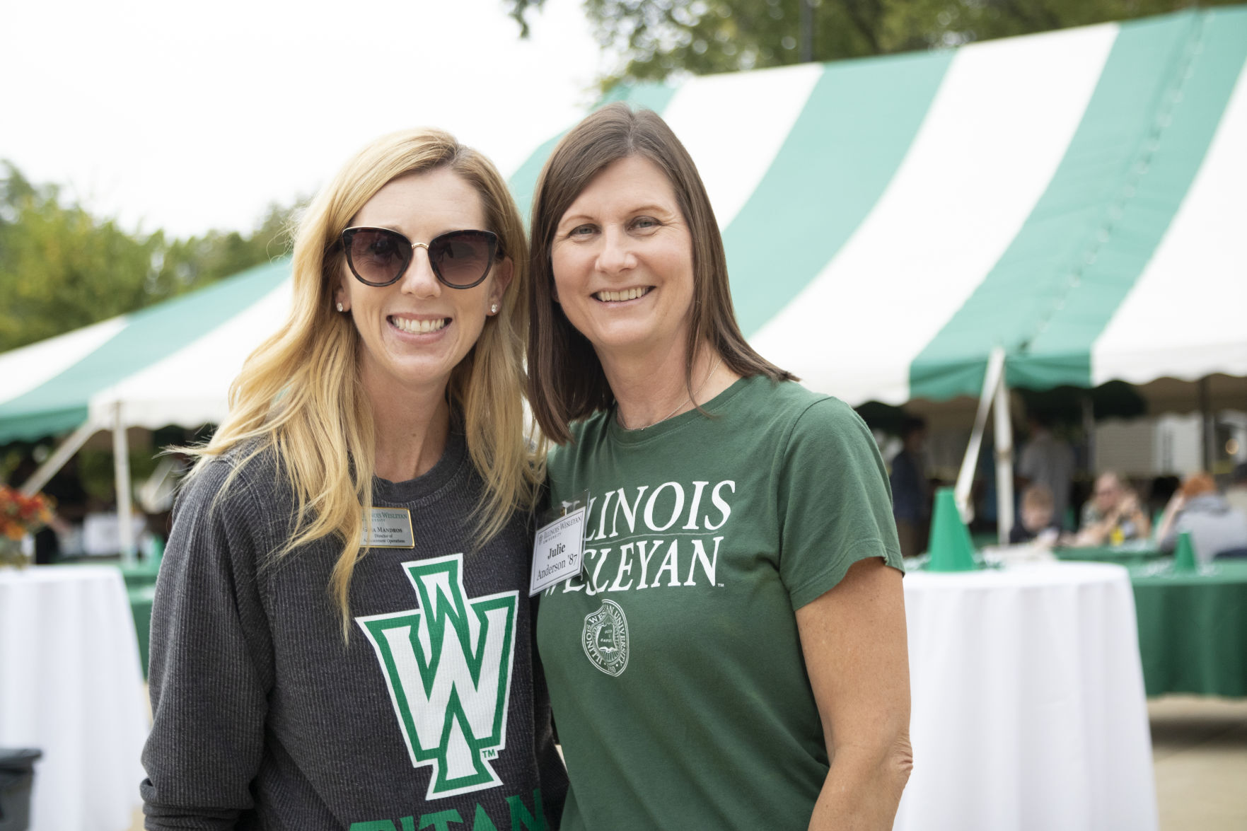 Gina Mandros, Julie Anderson